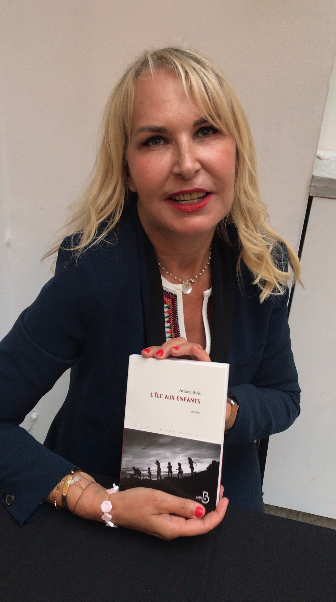 E6ECC836-D473-4D9F-BF8E-28D866B2138E